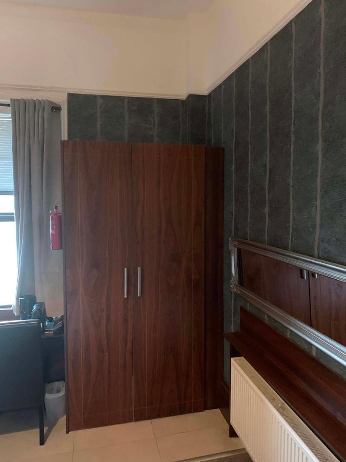 Upstairs Studio - Private Kitchenette And Small En-Suite Dublin Ngoại thất bức ảnh